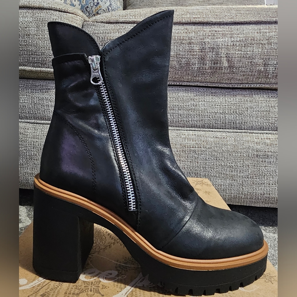 Free People Jack Zip Ankle Boots Size 38.5